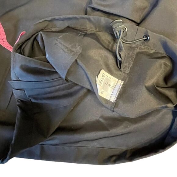 Black and Beige Cutter and Buck Golf Zip up Jacket - Picture 5 of 10